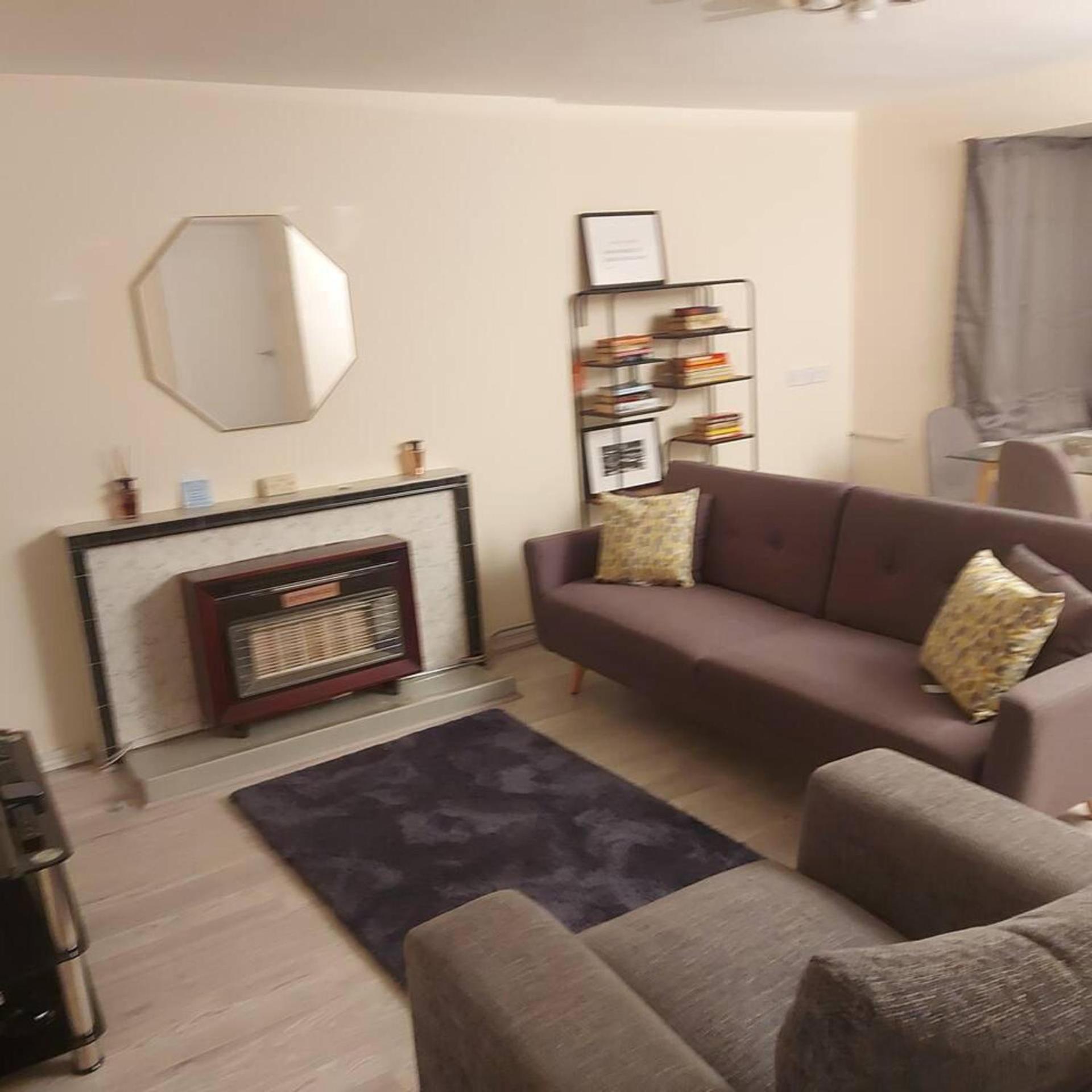 Lovely & Beautiful 2 Bed-Apartment In 博勒姆伍德 外观 照片
